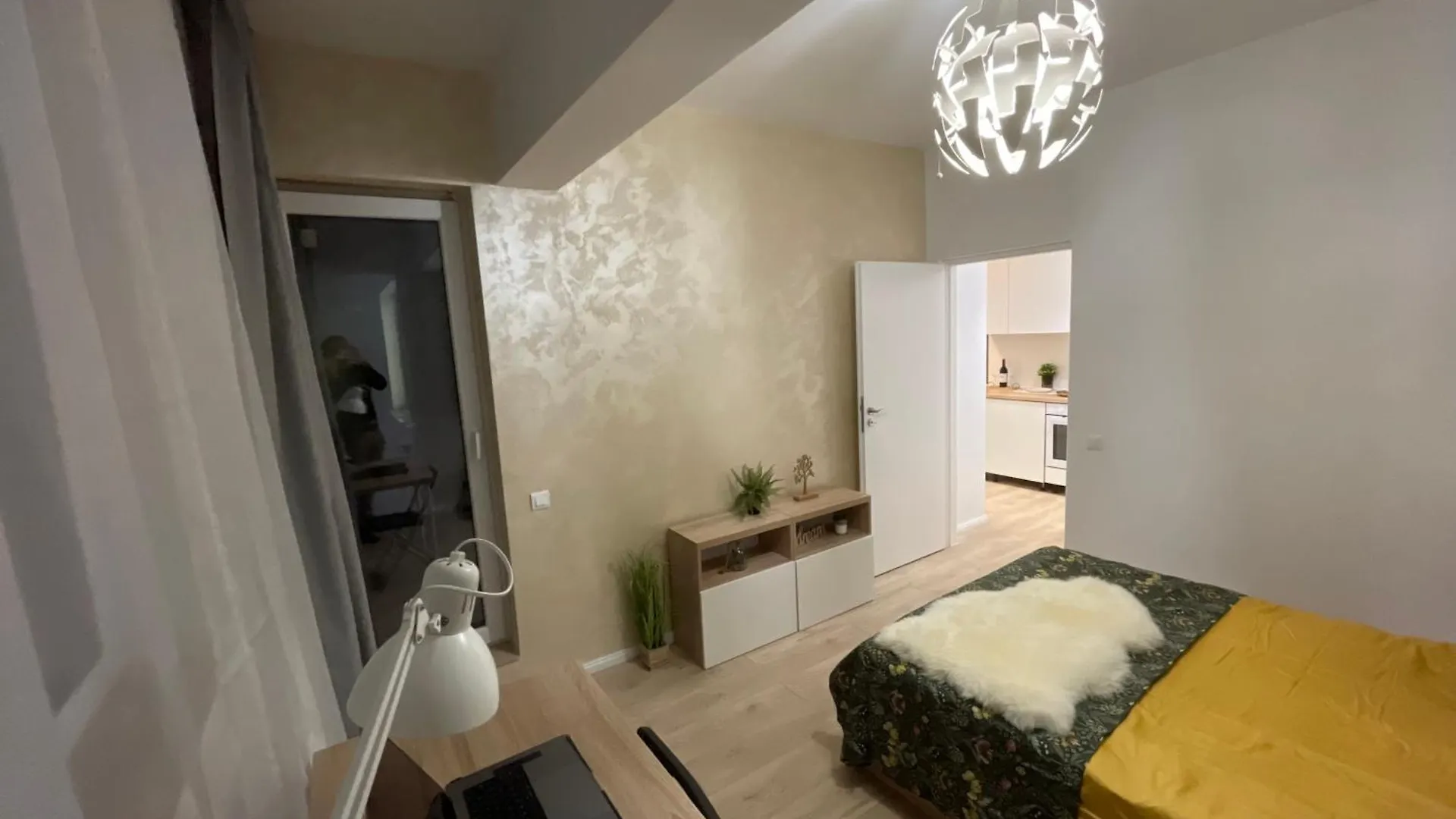 Rose Luxury Apartment Palace Bucareste
