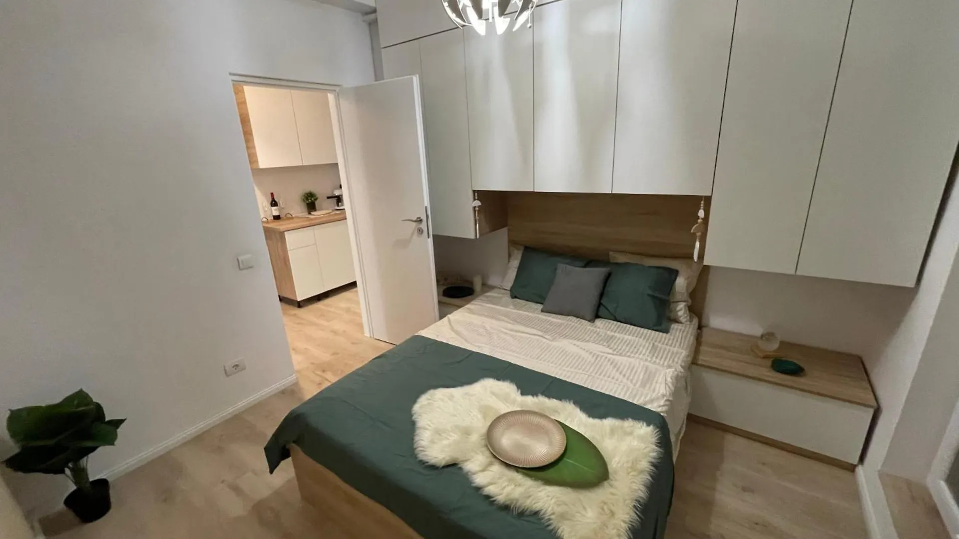 Rose Luxury Apartment Palace Bucharest Romania